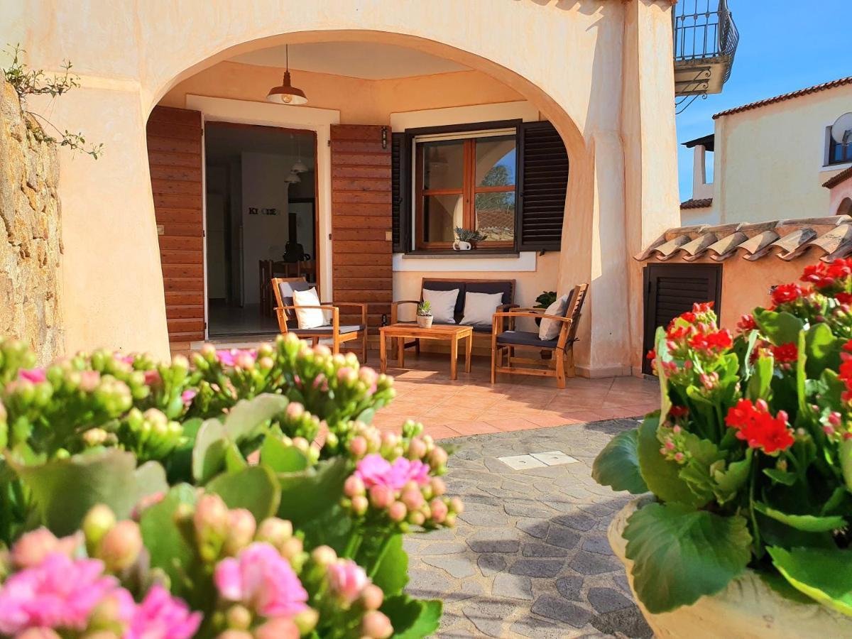 Casa Mara Villa Cala Liberotto Exteriör bild